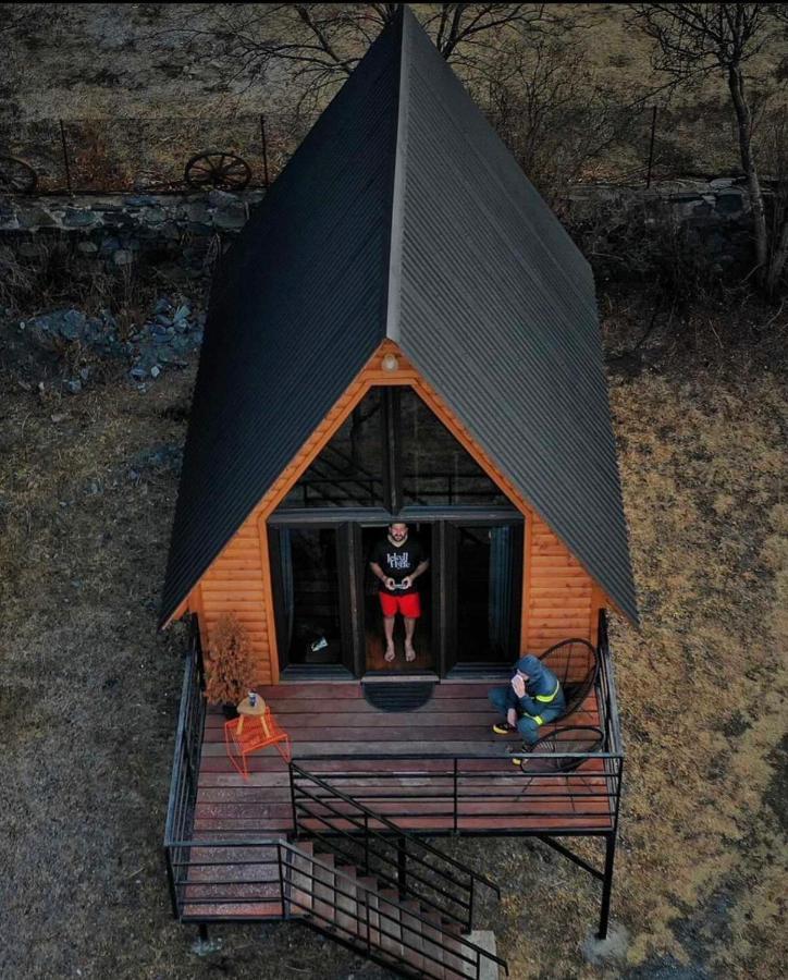 Kazbegi Kuro Cottages מראה חיצוני תמונה